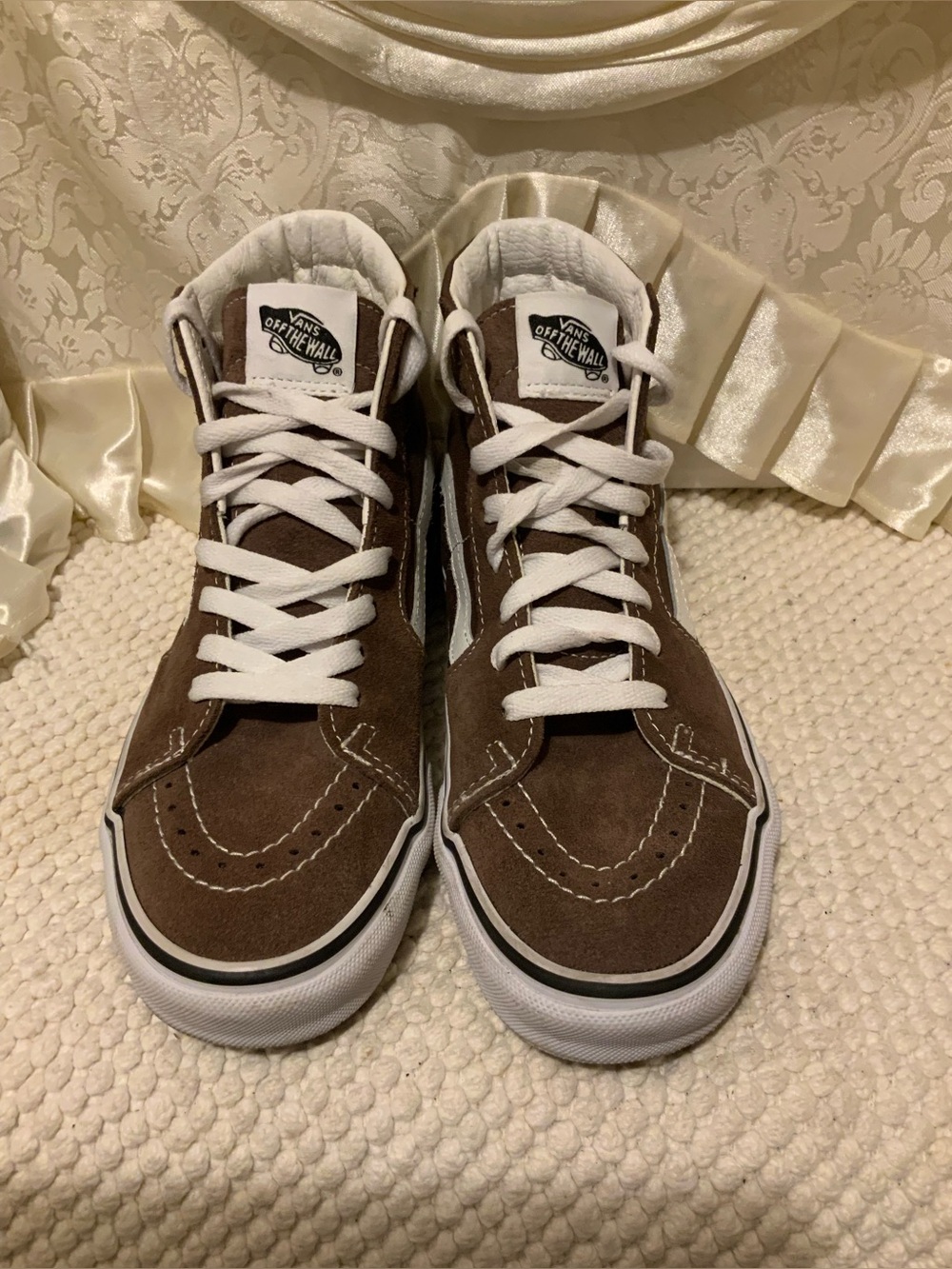 VANS - Picture 3 of 11
